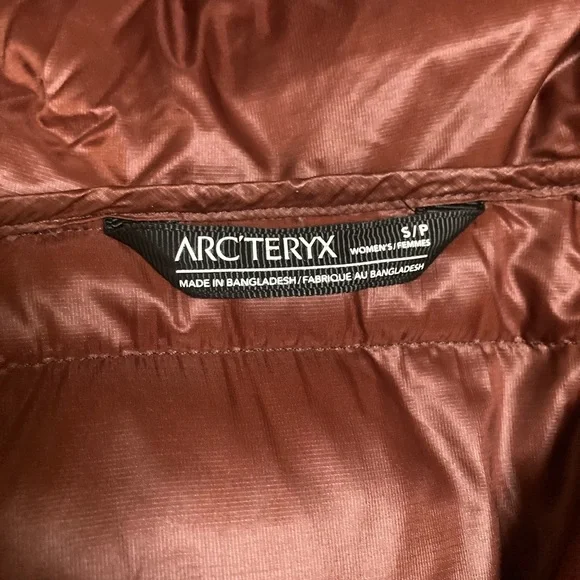 Arc’teryx Women’s Seyla Mid Insulated Coat | S | 750 grey goose down |chocolate - Picture 12 of 16